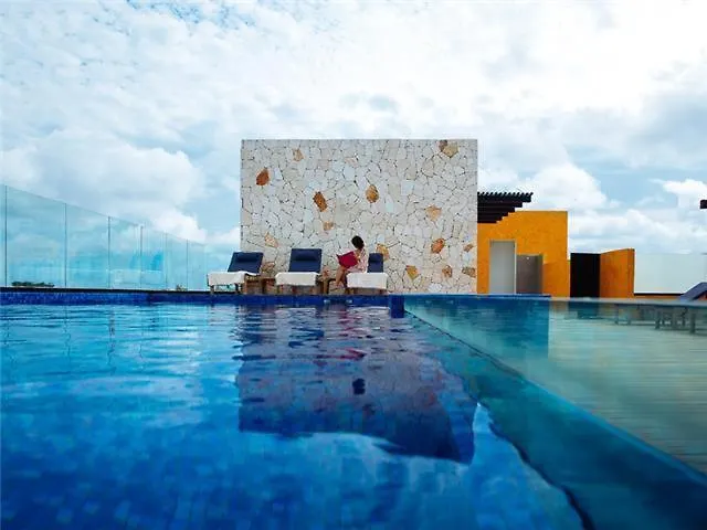 Spectacular Two Bedrooms Ph With Private Rooftop And Jacuzzi Playa del Carmen 0*,