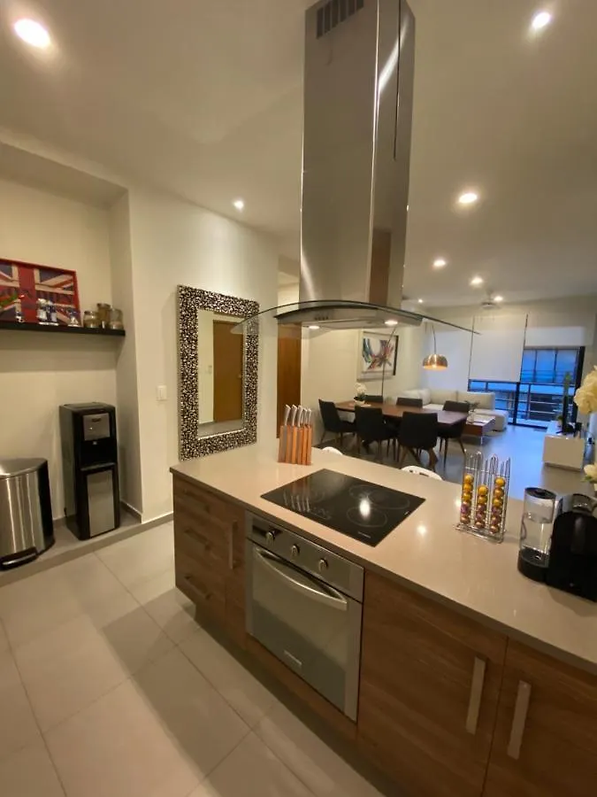 Spectacular Two Bedrooms Ph With Private Rooftop And Jacuzzi Playa del Carmen Apartment